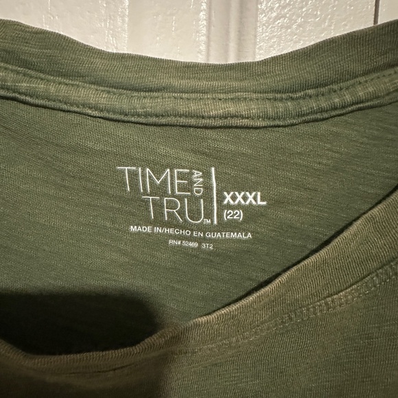 Time and Tru Tank - Picture 2 of 3